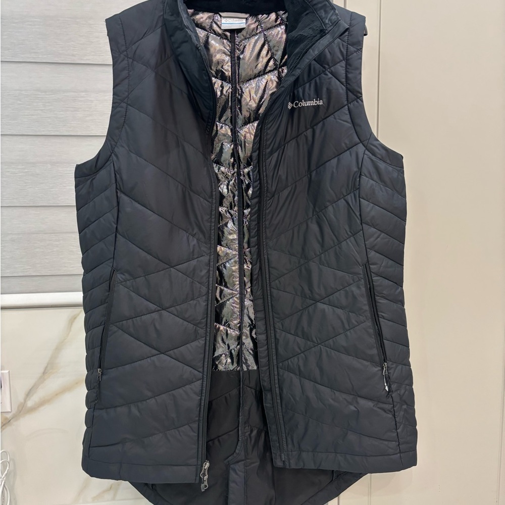 Columbia Women's Charcoal Quilted Vest